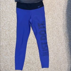 Nike leggings